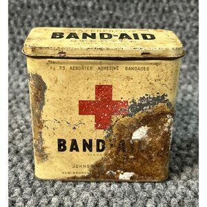 Vintage Metal Band-Aid Flip Top Tin Distressed 50s 60s 70s New Brunswick Johnson